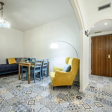 Appartamento Le Finestre Sul Borgo 2 Parma Esterno foto