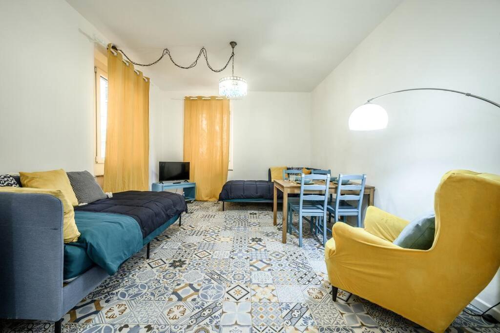 Appartamento Le Finestre Sul Borgo 2 Parma Esterno foto
